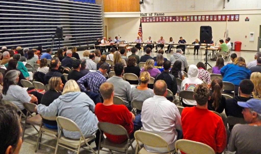 The packed NHUHSD Board of Trustees meeting. Photo by Jack Durham | Mad River Newspaper Guild
